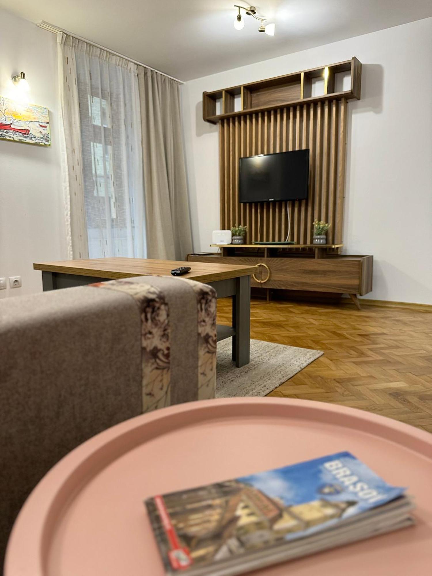Blancris Studio Braşov Esterno foto